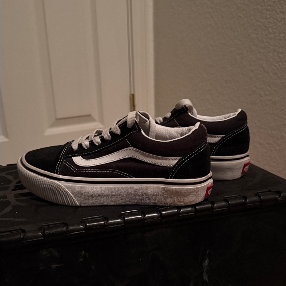 Vans Black and White Low-Top Shoes